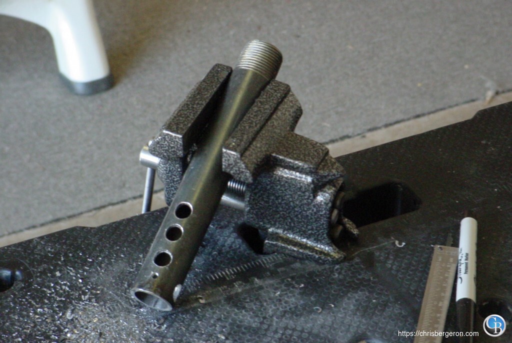 Making the burner out of iron pipe